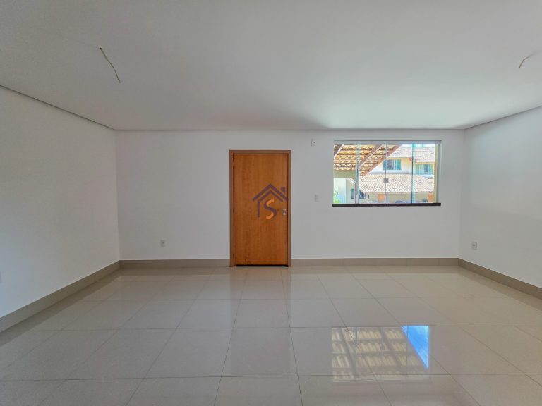 Sobrado em Condomínio com 3 suítes à venda no  Setor Sítios Santa Luzia — foto 12