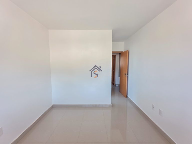 Sobrado em Condomínio com 3 suítes à venda no  Setor Sítios Santa Luzia — foto 25