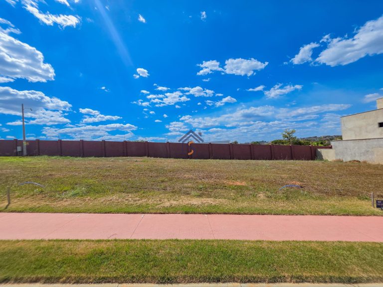 Lote em condomínio à venda no Jardins Versalhes — foto 3