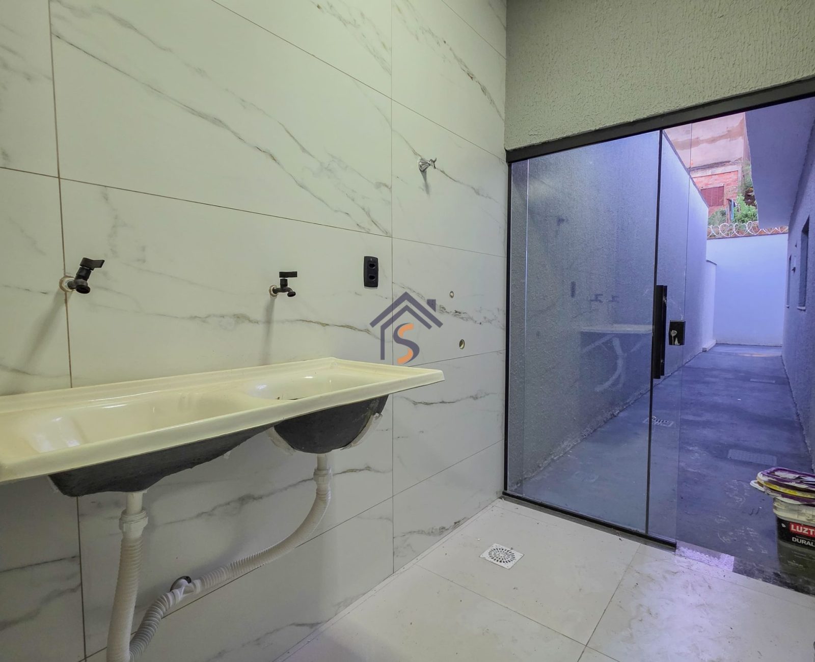 27